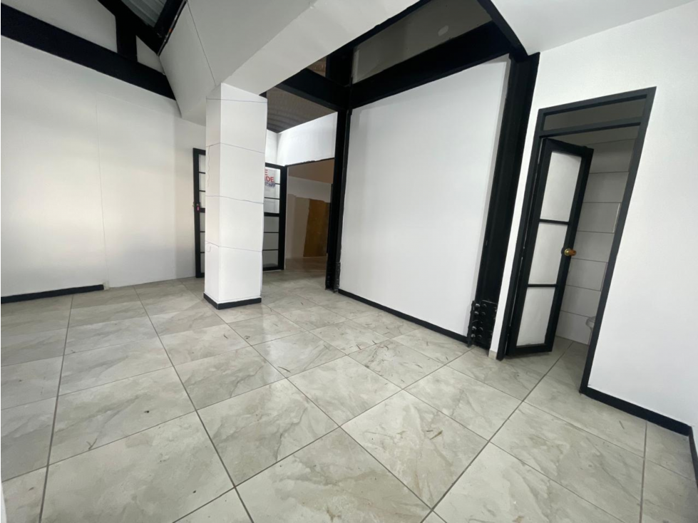 SE VENDE LOCAL EN EL SECTOR AVENIDA CENTENARIO — foto 3