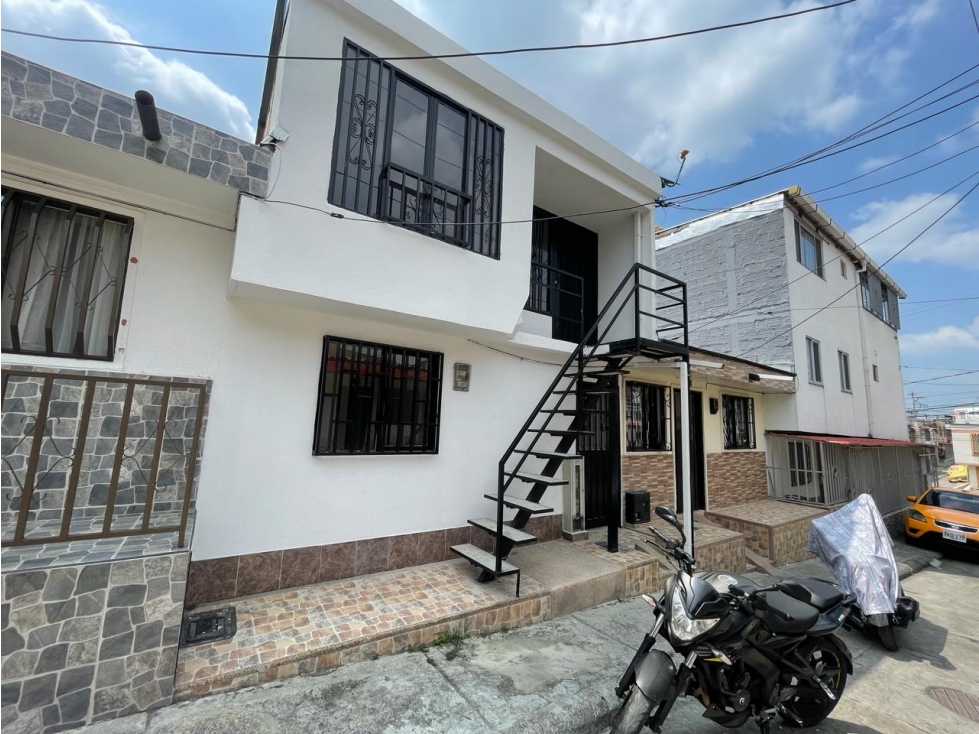 SE VENDE CASA BARRIO QUINTAS DE LA MARINA