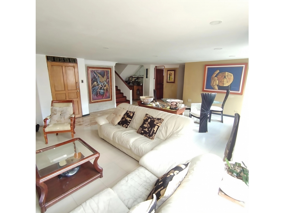 APTO DUPLEX EN VENTA, PERMUTA O ARRIENDO EN INGEMAR CON TERRAZA