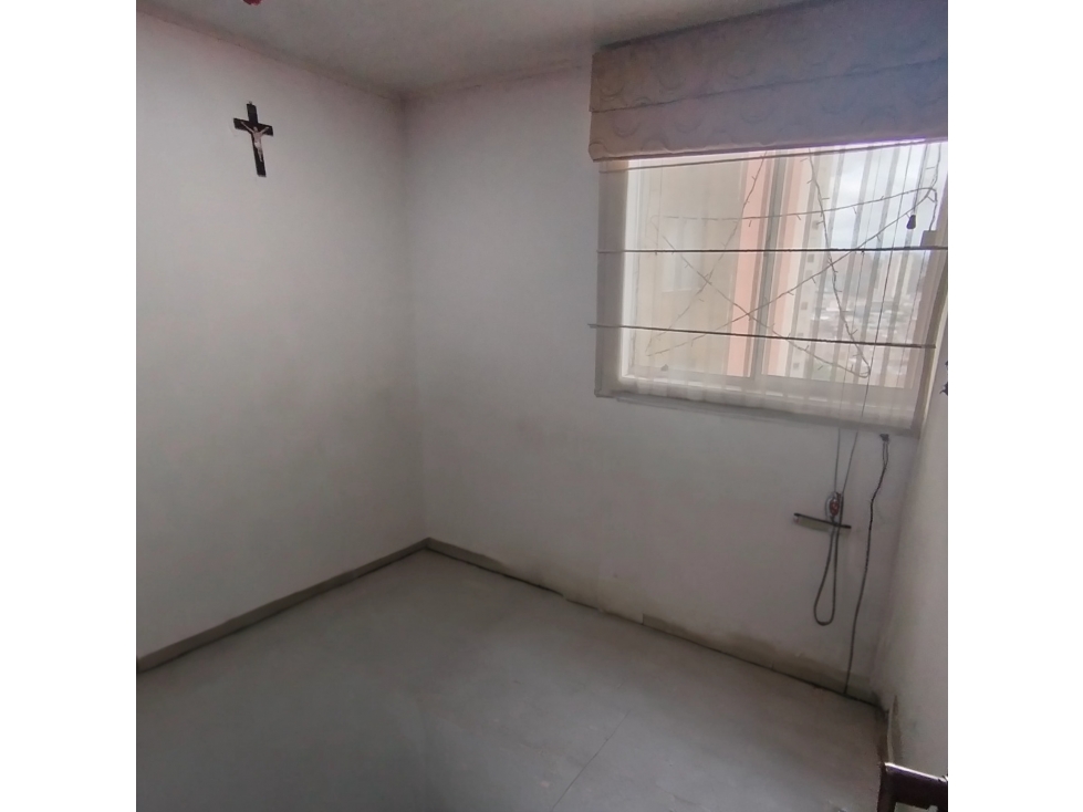 APTO EN VENTA EN EL PERDOMO BELLAVISTA FRENTE A MADELENA EN PISO 18 — foto 4
