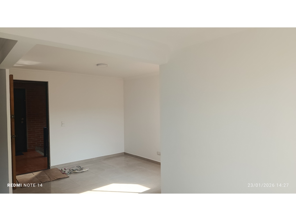 APARTAMENTO DUPLEX EN VENTA BARRIO CASTILLA — foto 4