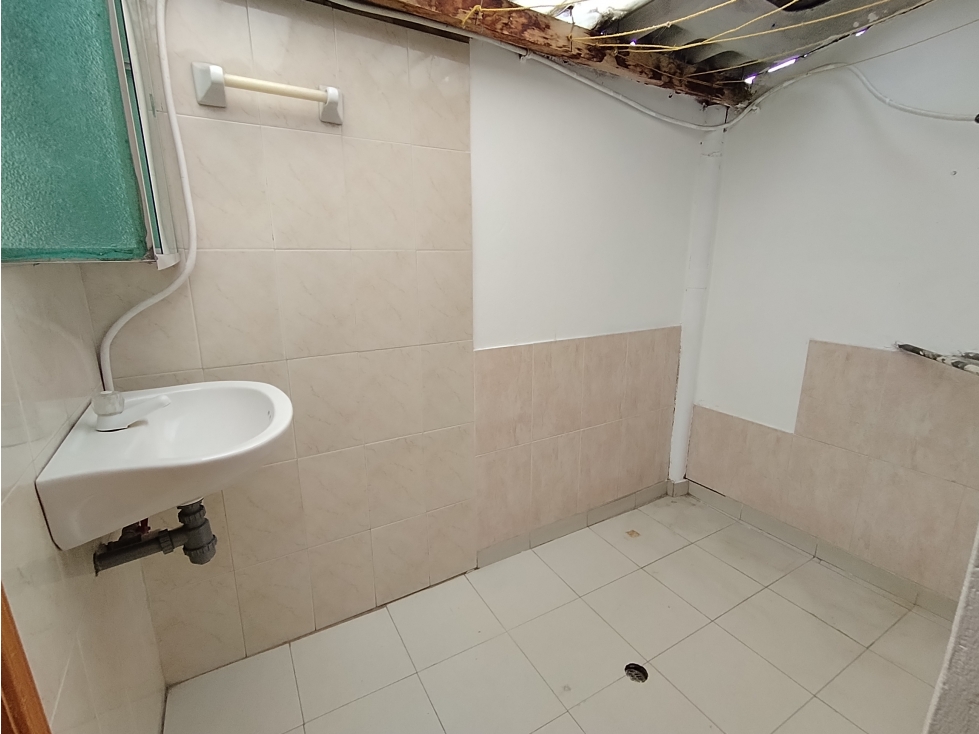 CASA EN VENTA EN VALLES DE CAFAM- MARICHUELA - USME DE 3 PISOS — foto 4