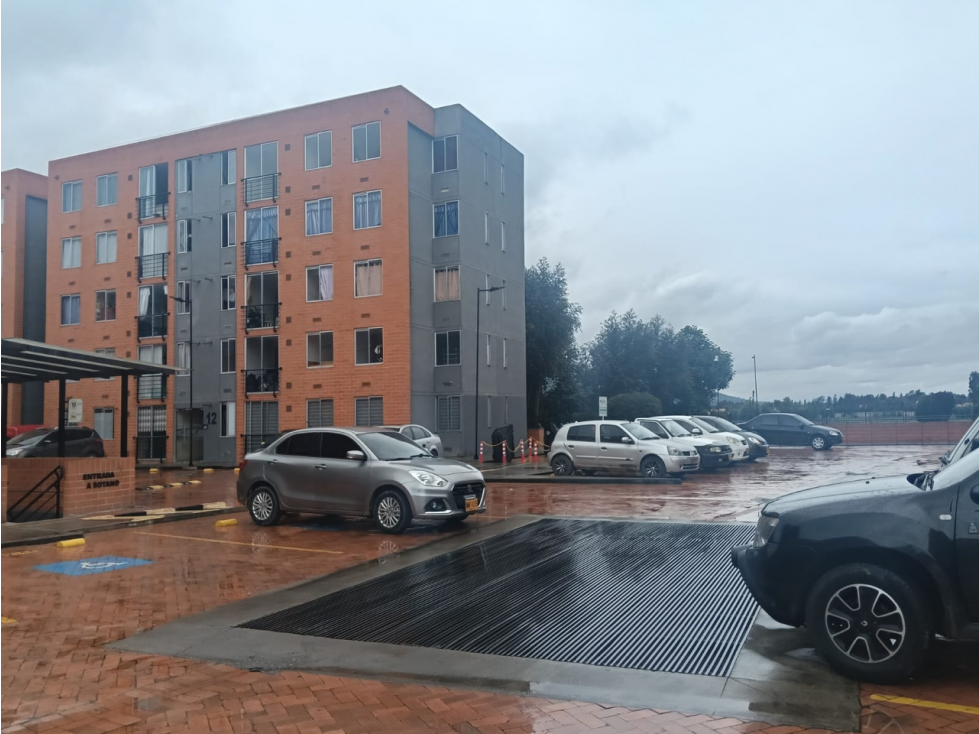 Apartamento en venta en Cajicá, Parques De Hatogrande — foto 5