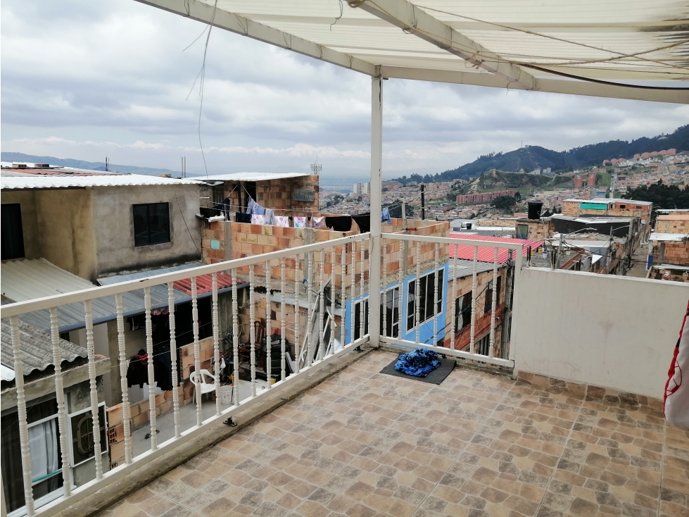 Casa en venta o permuta en barrio Alfonso López - localidad Usme
