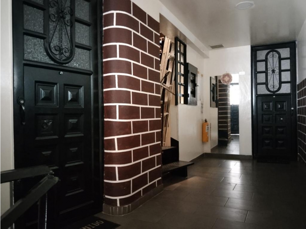 Edificio en venta en Chapinero esquinero, sobre vía principal — foto 6