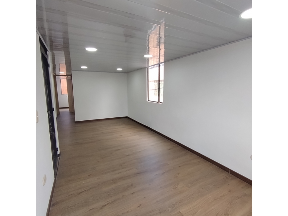 APTO EN VENTA EN SOACHA EN PISO 3 - EDIFICIO TRINIDAD — foto 2