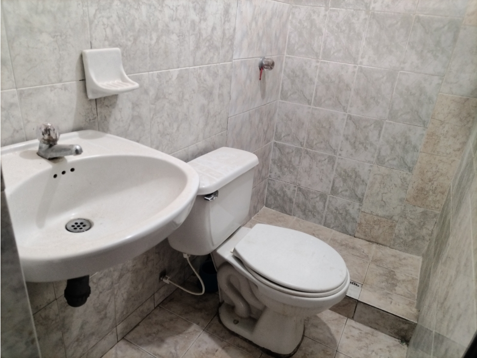 Casa en venta O PERMUTA en Suba - San Cayetano esquinera y rentable — foto 5