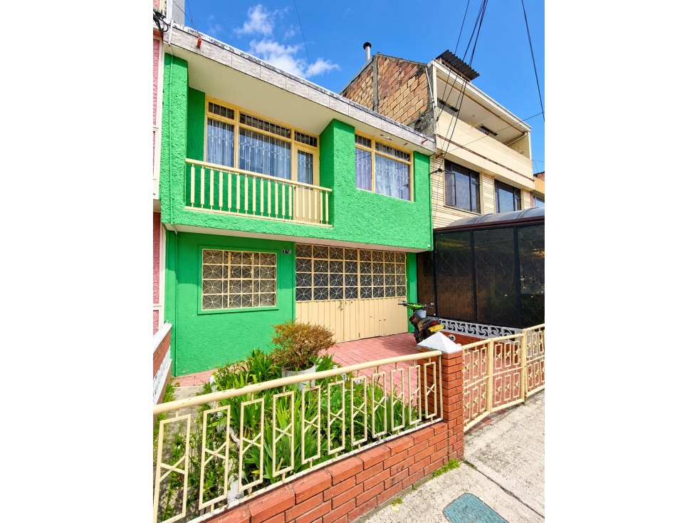 VENTA DE CASA EN EL BARRIO SANTA MATILDE 144 MTS