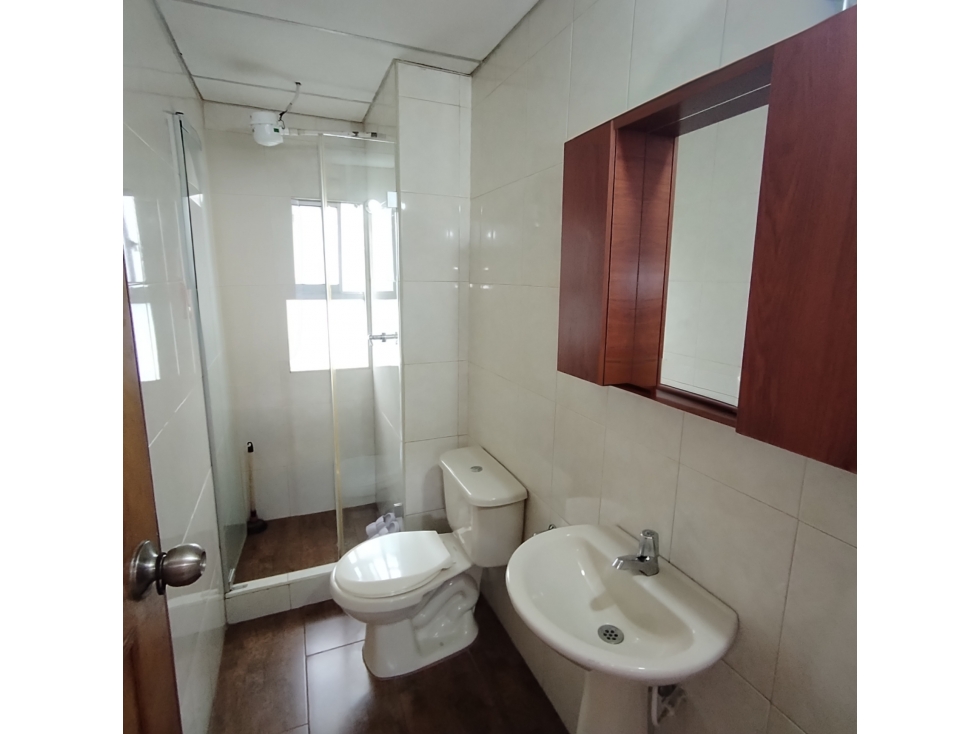 APTO EN VENTA EN BOCHICA PISO 5 - JUNTO AL PORTAL DE LA 80 — foto 4