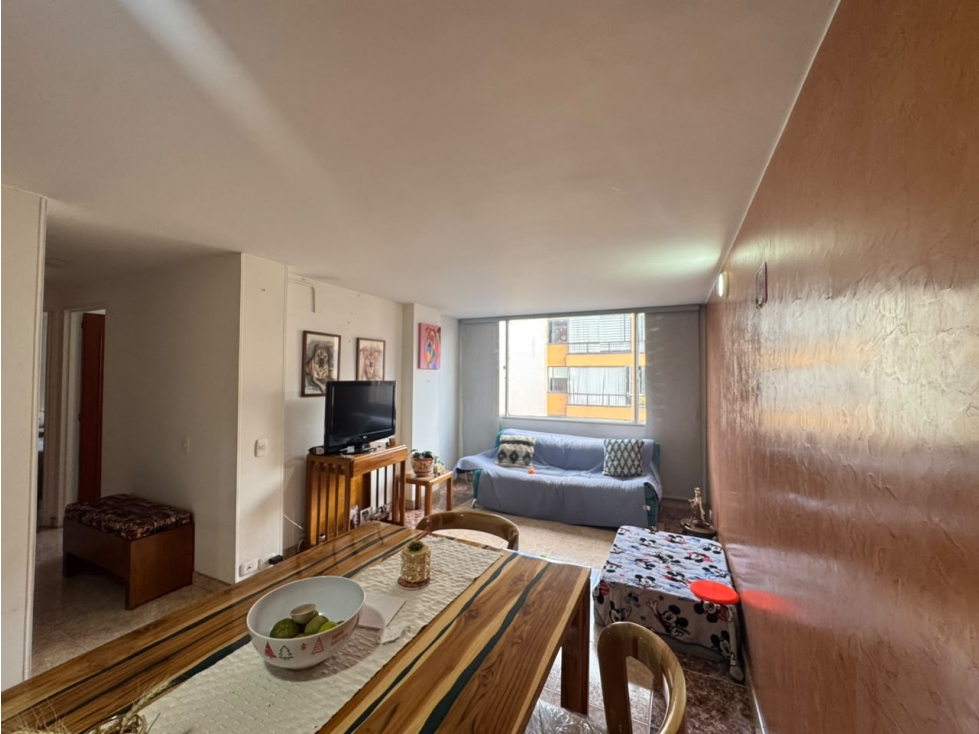 APARTAMNTO EN VENTA QUINTA PAREDES 74 MTS — foto 2