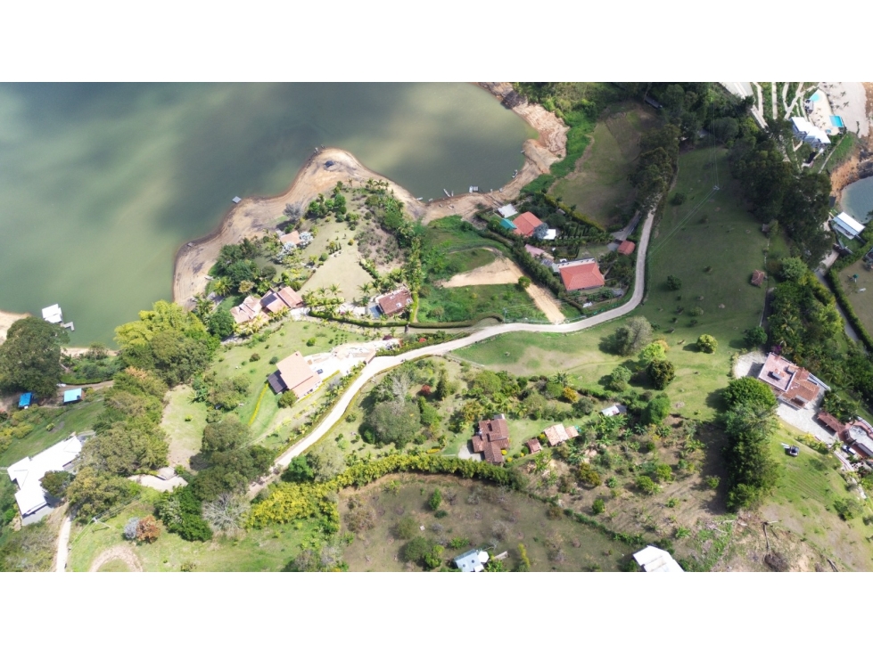 ECOGLAMPING EN VENTA EL PEÑOL - 3