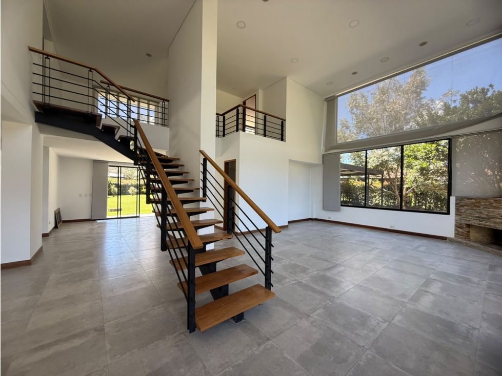 VENTA DE CASA CAMPESTRE EN EL CARMEN DE VIBORAL. — foto 2