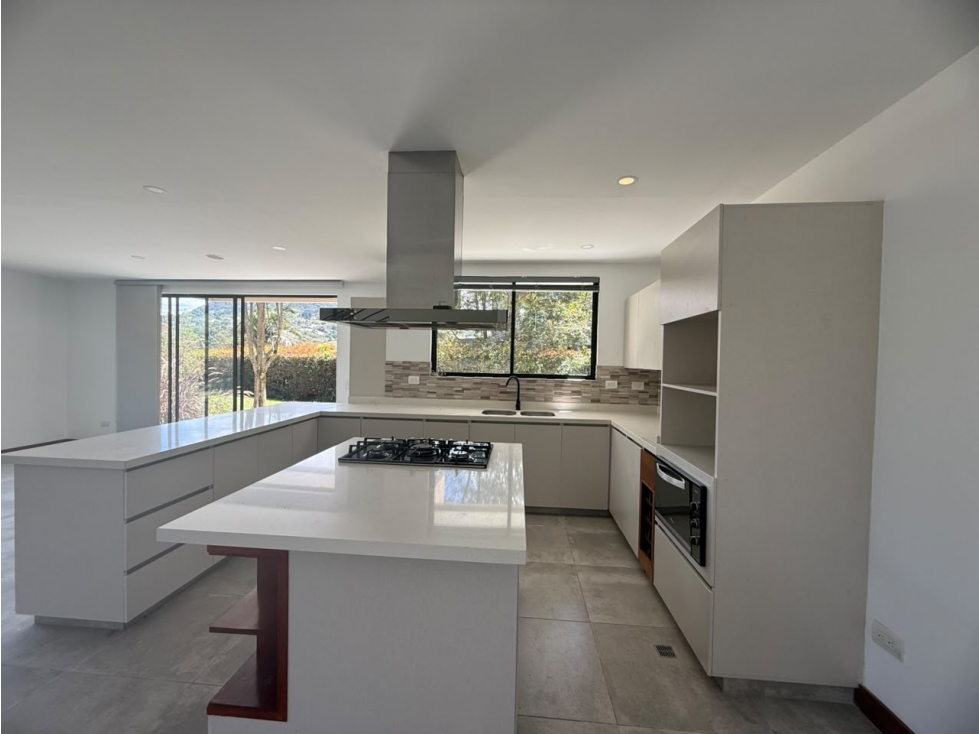VENTA DE CASA CAMPESTRE EN EL CARMEN DE VIBORAL. — foto 5