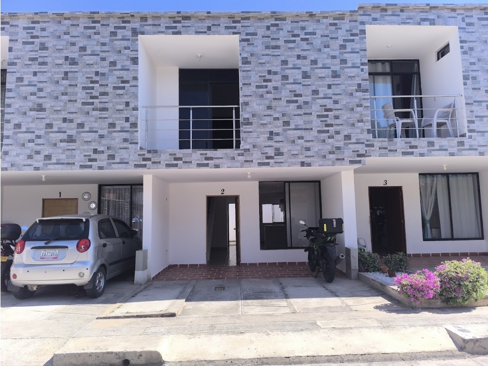 CASA USADA EN VENTA | 12 DE OCTUBRE LOS PATIOS