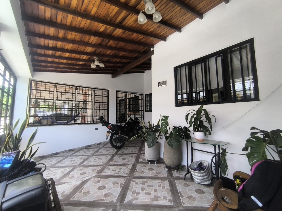 CASA CON PORCHE, LOS PATIOS - 3