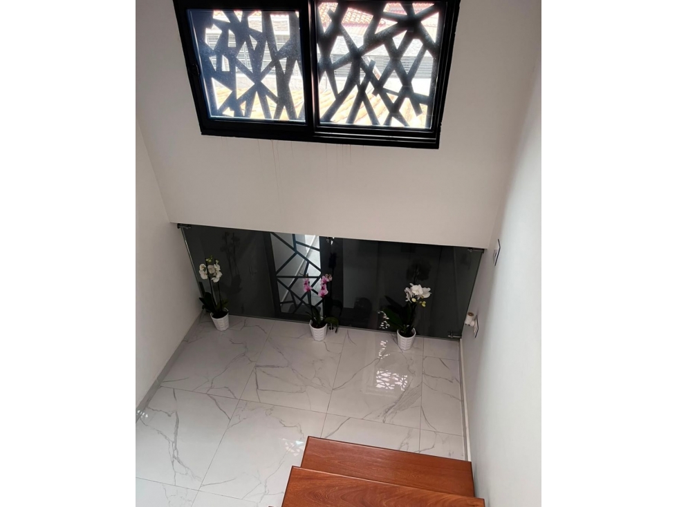 CASA URB. ABIERTA SOBRE LA VARIANTE LA FLORESTA- LOS PATIOS — foto 6