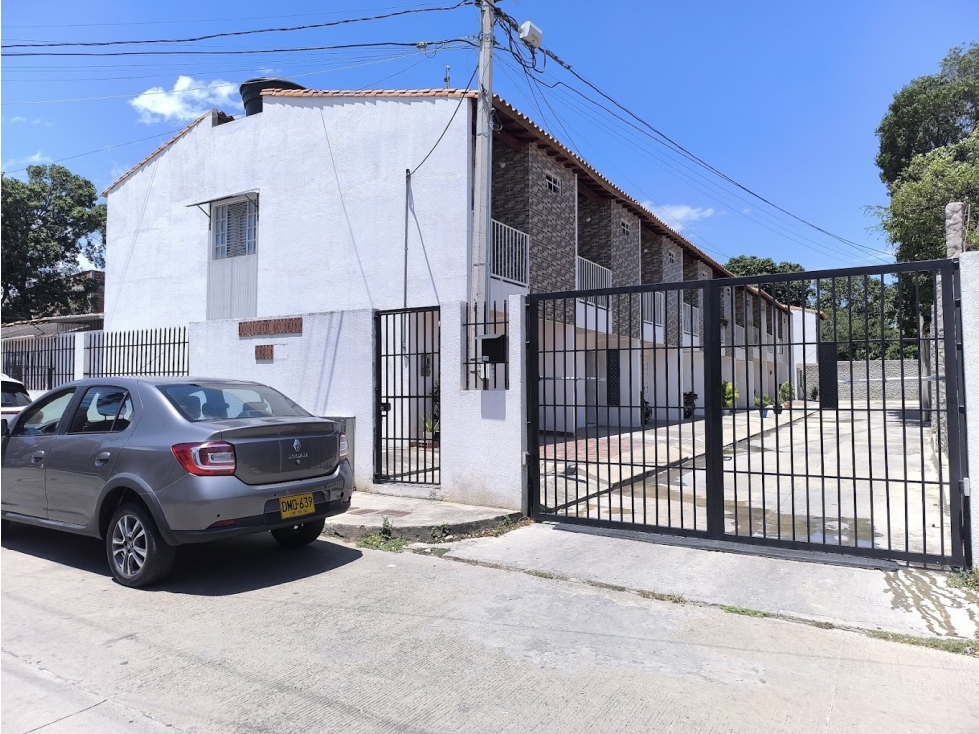 CASA EN CONJUNTO ACUARIO, LOS PATIOS