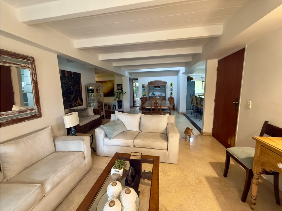 Amplio apartamento en San Lucas con 4 habitaciones