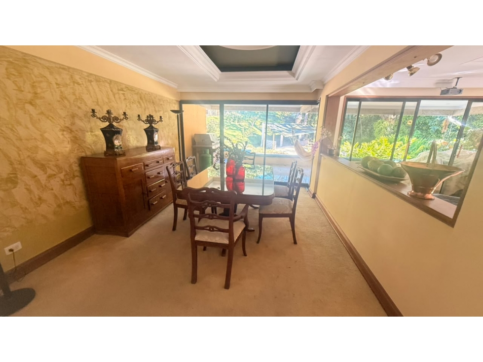 Espectacular Casa Campestre de 680m2 en El Escobero