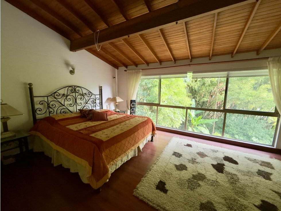Casa en Loma de los Mesa con amplios espacios, 4 parqueaderos — foto 6