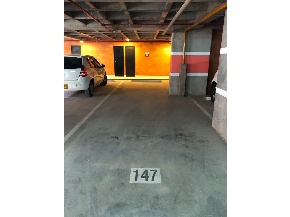 Apartamento en Loma de los Mesa con acabados de lujo - En venta — foto 5