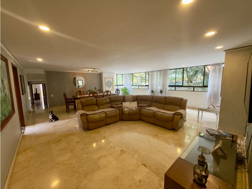 Amplio apartamento en La Linde con 5 habitaciones, excelente ubicación — foto 3