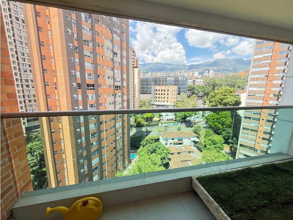 Exclusivo penthouse de 280 m² en El Poblado con 4 balcones — foto 2
