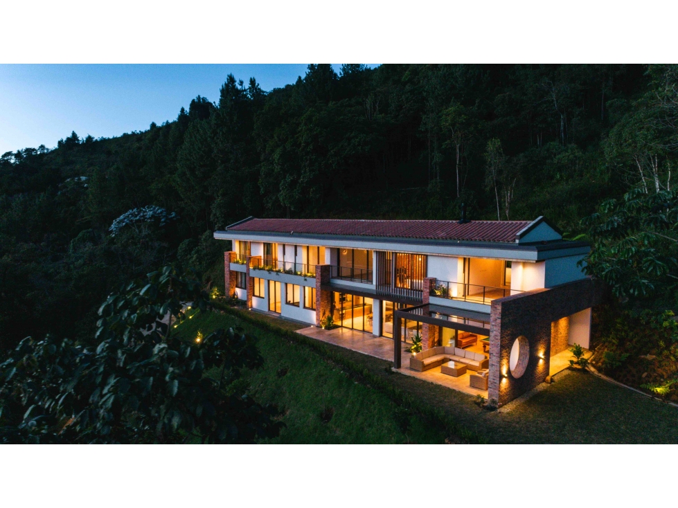 Exclusiva Casa Campestre Arquitectura Moderna Medellin Las Palmas