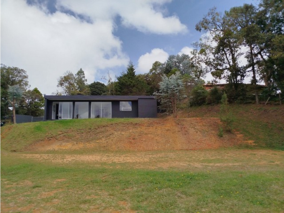 Casa Finca En Venta, Santa Elena - Antioquia