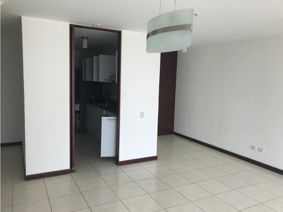VENTA DE APARTAMENTO EN ALTAVISTA TOWERS CON VISTA A LA CIUDAD