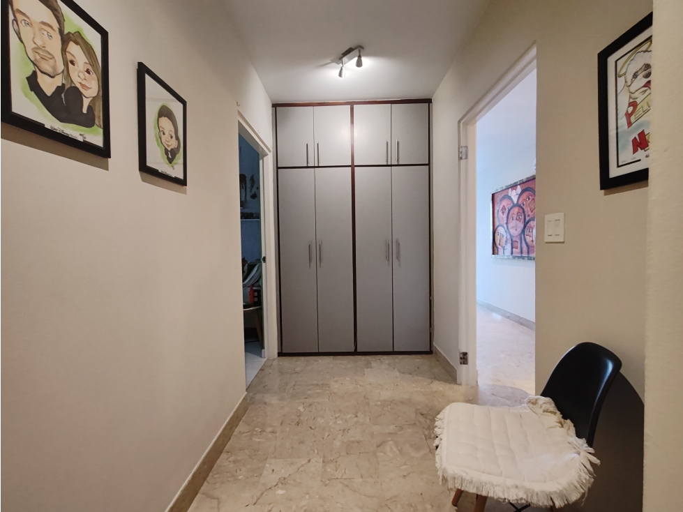 SE ALQUILA APARTAMENTO EN MARBELLA CON VISTA AL MAR