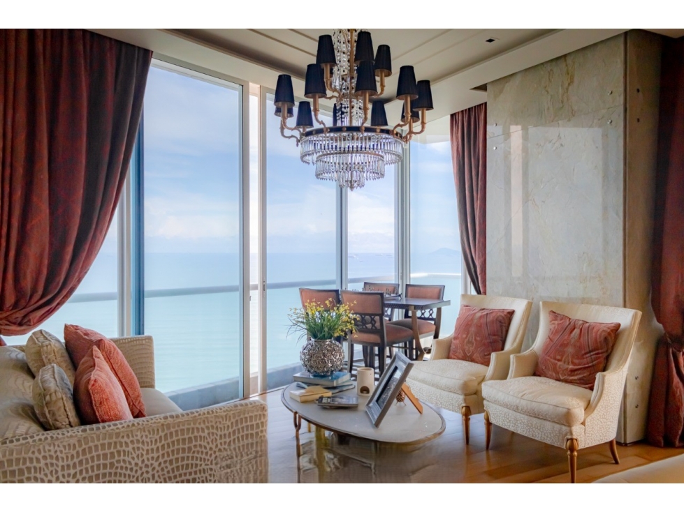 Venta de Apartamento Dúplex de Lujo en PH The Point Punta Paitilla