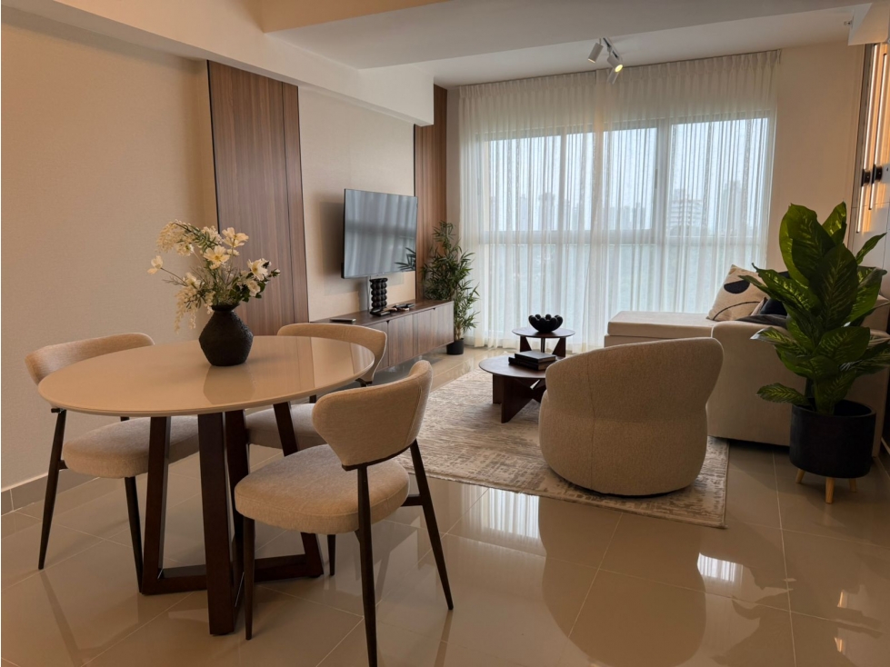 ALQUILER DE APARTAMENTO AMOBLADO FRENTE AL PARQUE OMAR - 1