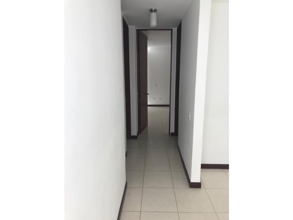 VENTA DE APARTAMENTO EN ALTAVISTA TOWERS CON VISTA A LA CIUDAD — foto 2