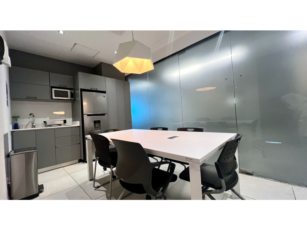 SE ALQUILA MODERNA OFICINA EN EL DORADO CITY CENTER - 6