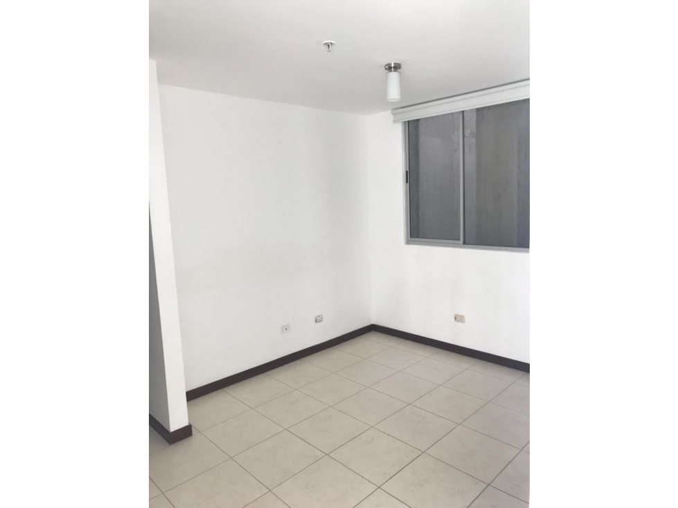 VENTA DE APARTAMENTO EN ALTAVISTA TOWERS CON VISTA A LA CIUDAD — foto 4