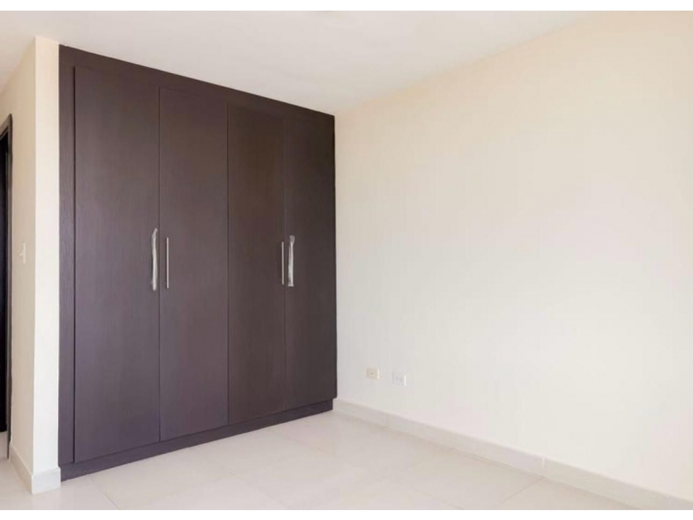 VENTA DE APARTAMENTO EN PH ARENAS PARK CON VISTA A LA CIUDAD — foto 5