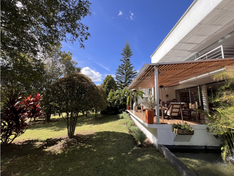 Venta Casa en Parcelación Llanogrande | 2 Niveles SIN escaleras
