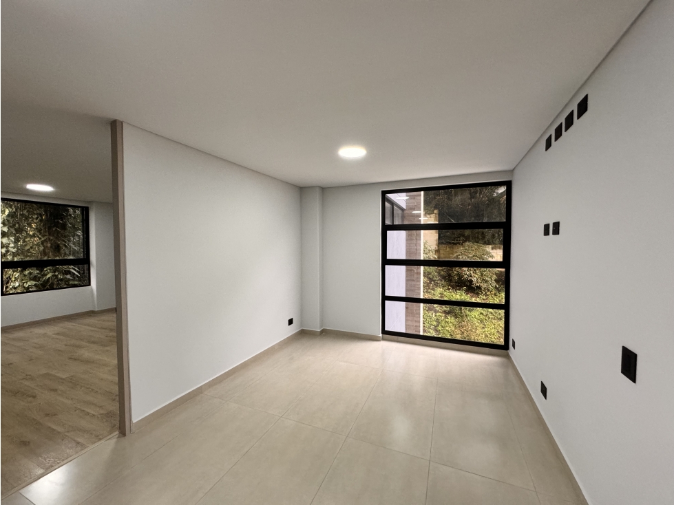 Venta para estrenar Apto Moderno | Calle Cerrada | Sector El Tesoro — foto 5