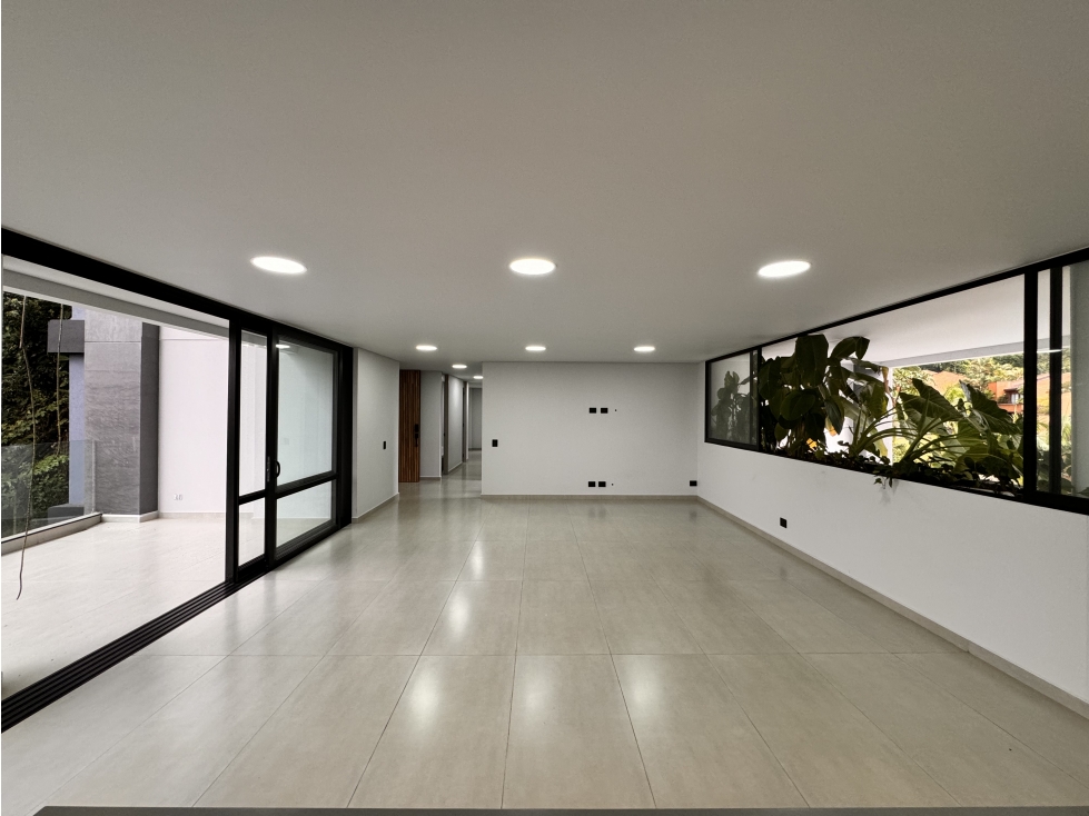 Venta para estrenar Apto Moderno | Calle Cerrada | Sector El Tesoro — foto 3