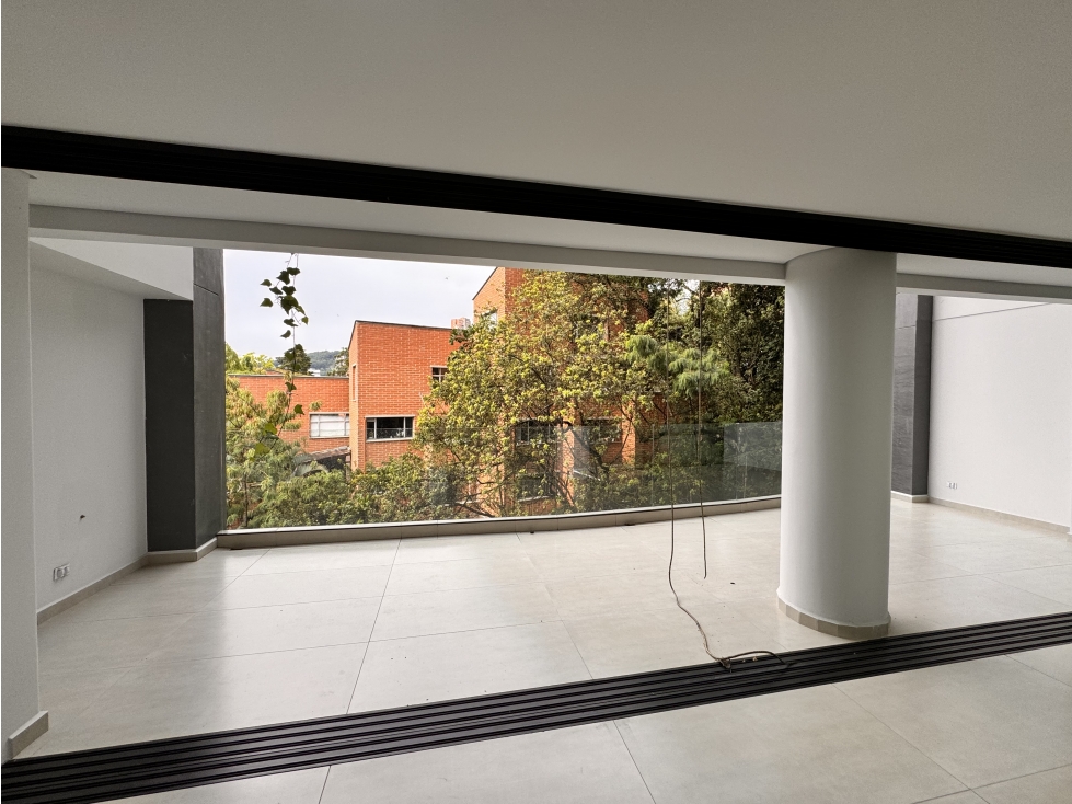 Venta para estrenar Apto Moderno | Calle Cerrada | Sector El Tesoro — foto 2