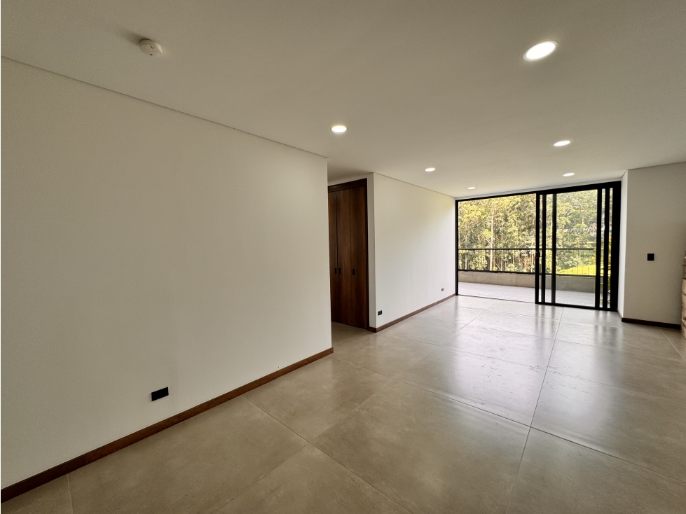 Venta Apartamento Nuevo Las Palmas | Excelente Vista | Unid. Completa — foto 2