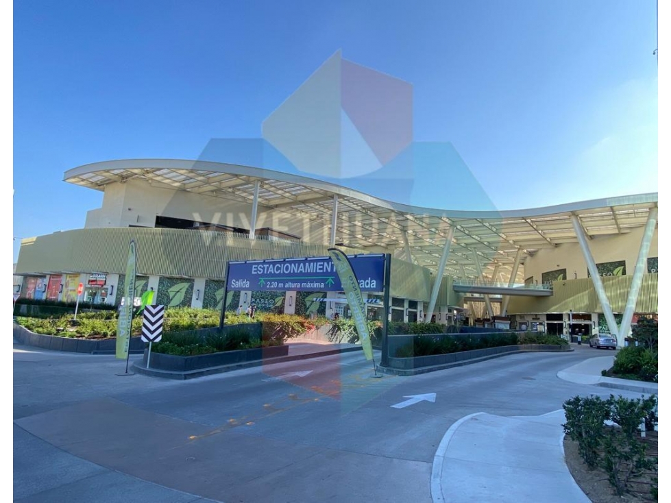 Mega Local Comercial | Plaza Paseo del Parque | 490.90 m² - 1