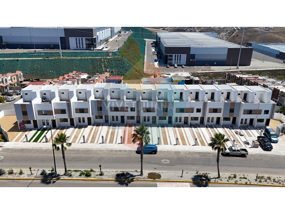 Casa Familiar en Venta | Almería Residencial | 101.19 m² — foto 2