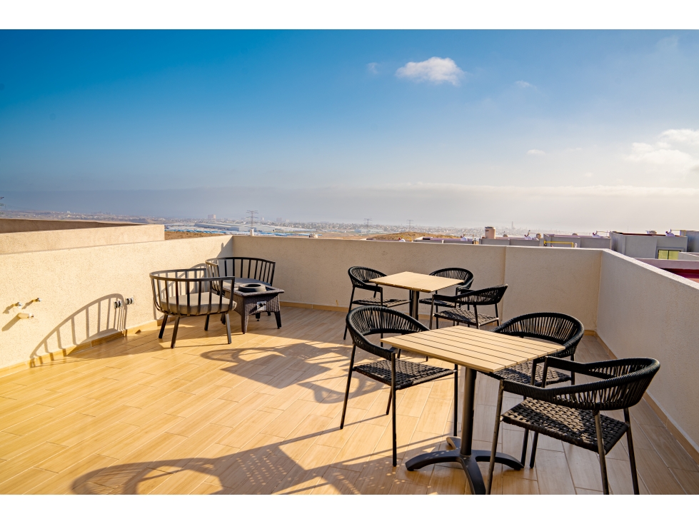 Residencia Premium en San Marino | Vista Panorámica y Seguridad 24/7 — foto 4