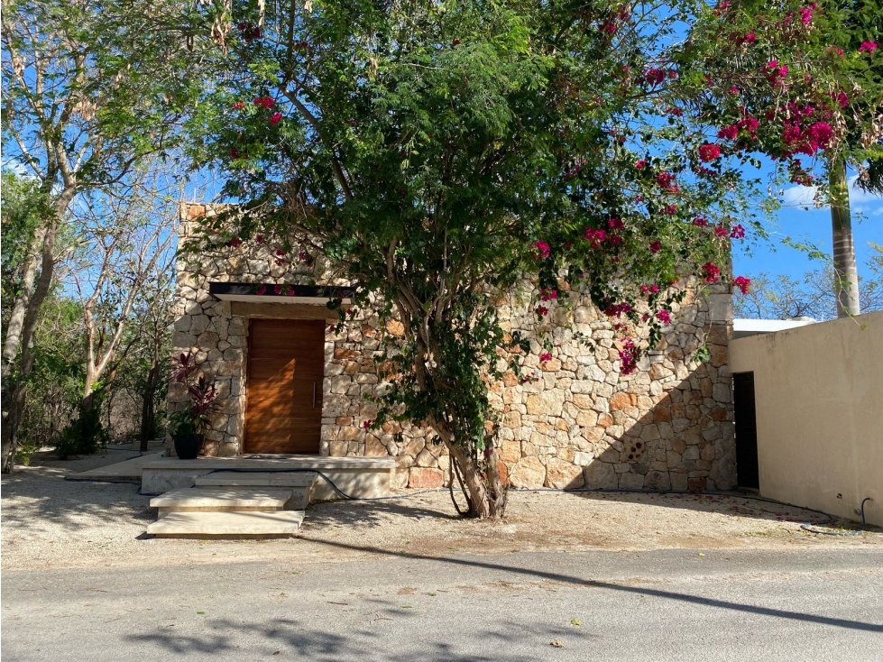 Casa tipo hacienda de un piso en Mérida, Yucatán