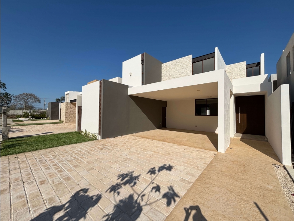 Casa en venta de 4 habitaciones en Mérida, Yucatán