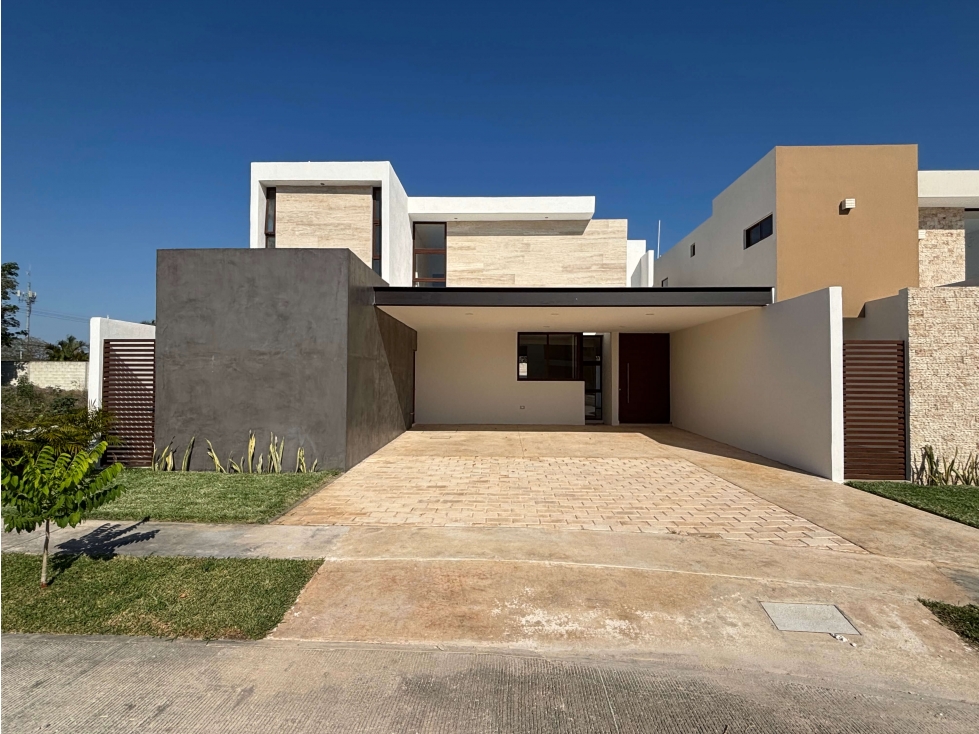 Casa en venta de 4 habitaciones en Mérida, Yucatán