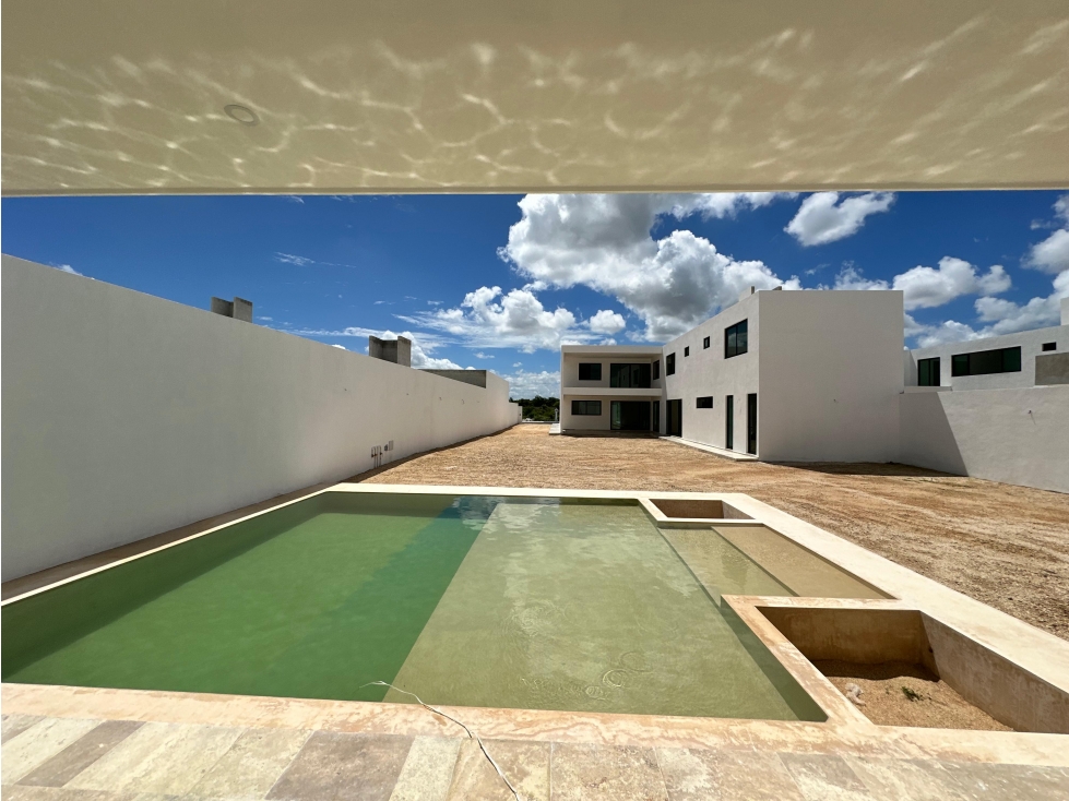 Casa en venta con 1,043.96m2 de terreno en Dzityá, Mérida, Yucatán