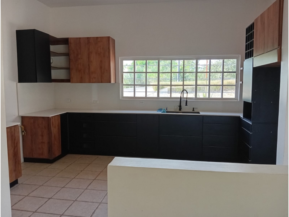 VENTA DE CASA HACIENDA COUNTRY CLUB VIA CERRO AZUL PANAMA — foto 4